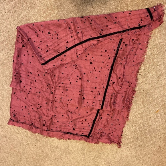 Maurice’s - Lovely plum color long sarong w/black heart & shimmer, 46” x 44” - Picture 9 of 10